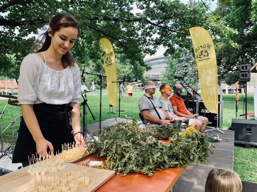 „Sūrių festivalio“ akimirka. (Mindaugo Jokubausko nuotr.)